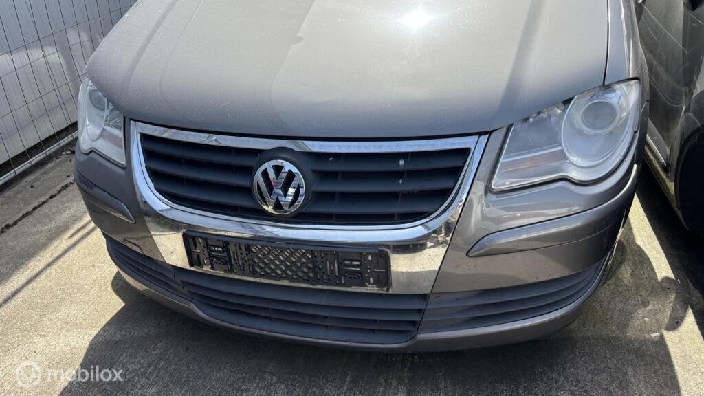 Voorbumper Volkswagen Touran III ('10-'15), Ophalen, Gebruikt, Bumper, Volkswagen