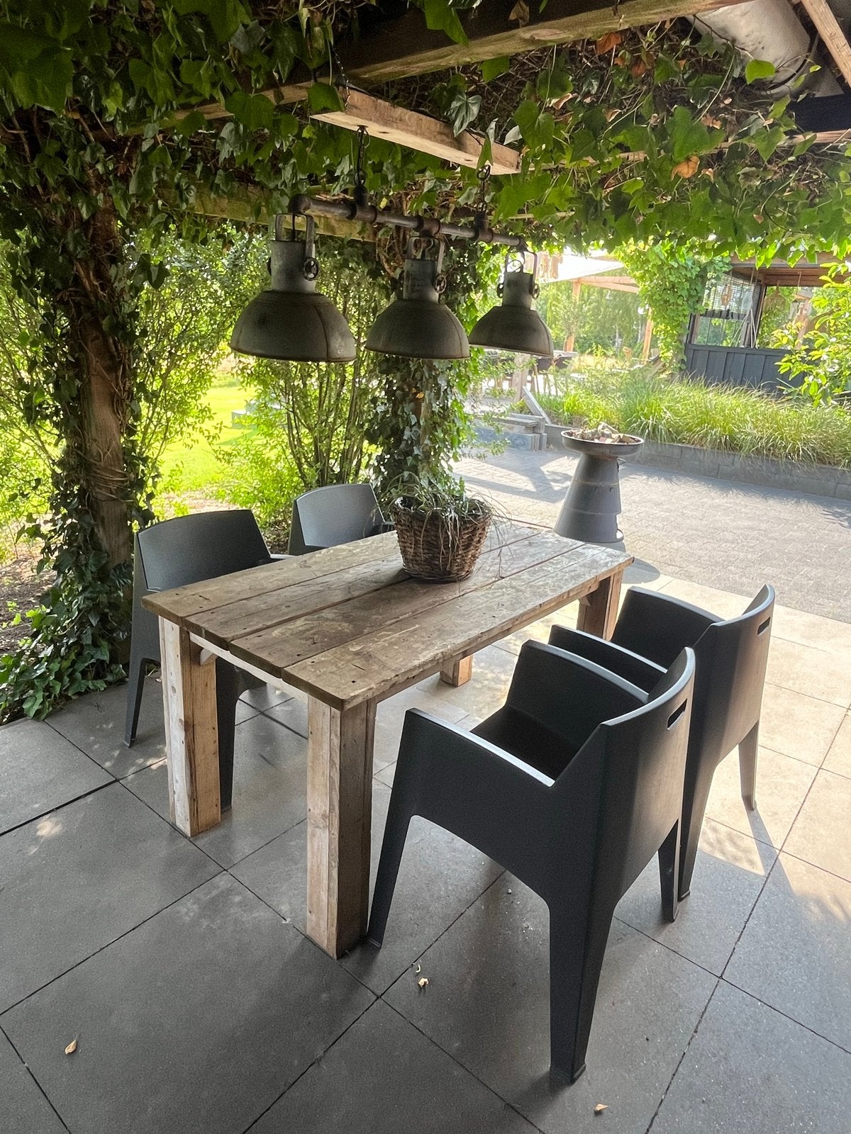 4 kunststof stoelen te koop, Huis en Inrichting, Ophalen, Kunststof, Gebruikt, Vier