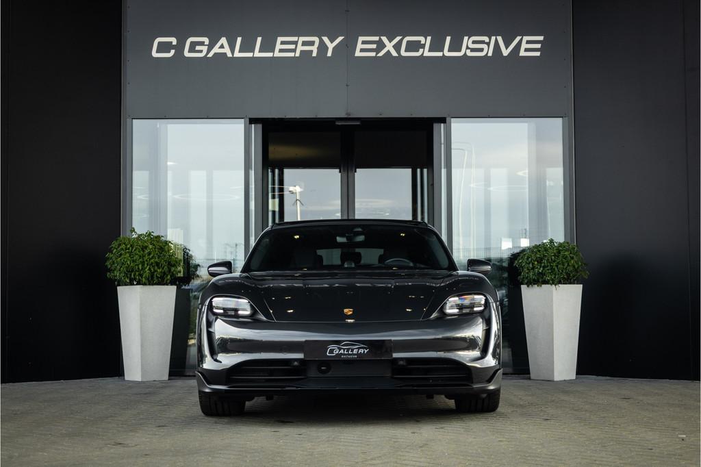 Porsche Taycan Cross Turismo 4S 93 kWh - Sport Chrono + | Pa, Auto's, Porsche, Automaat, Zwart, 4 stoelen, Leder