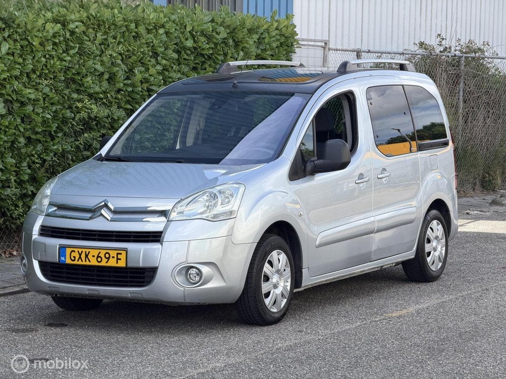 Citroen Berlingo combi 1.6 VTi 120 XTR, Auto's, Citroën, Voorwielaandrijving, Euro 5, 1380 kg, Gebruikt