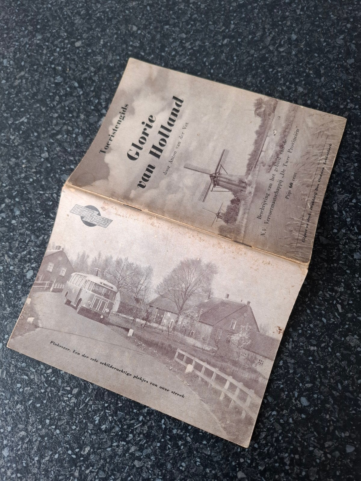 De twee provinciën 1954, Verzamelen, Ophalen of Verzenden, Gebruikt, Bus of Metro, Boek of Tijdschrift