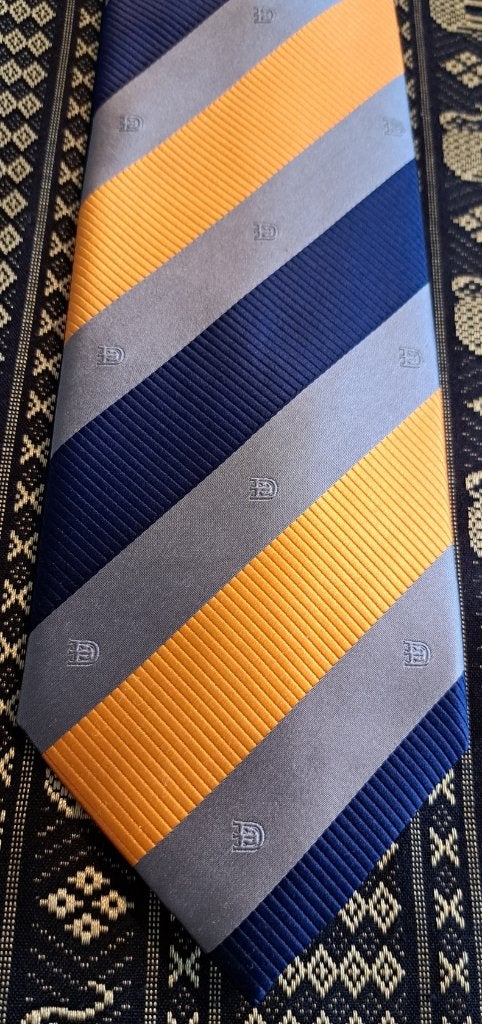 Damen Shipyards stropdas oranje-grijs-blauw, Verzamelen, Ophalen of Verzenden, Nieuw, Gebruiksvoorwerp