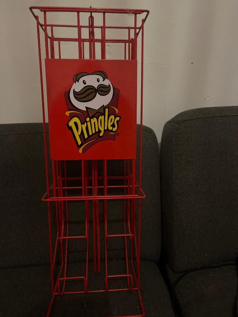 Pringlesrekje iDeal voor in de sport  kantine, Ophalen of Verzenden, Gebruikt