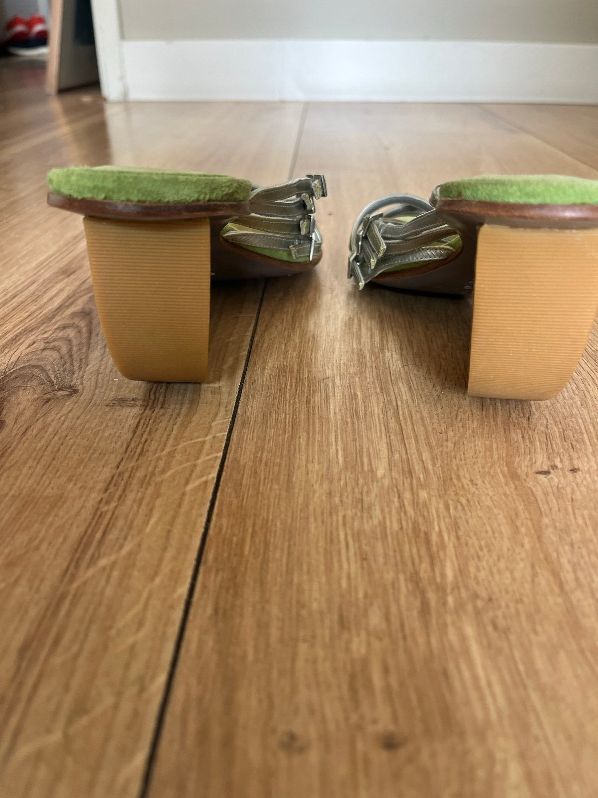 Maat 38 Muxart Zilverkleurige Schoenen met Bijzondere Hak, Ophalen of Verzenden, Gedragen, Overige kleuren, Schoenen met hoge hakken
