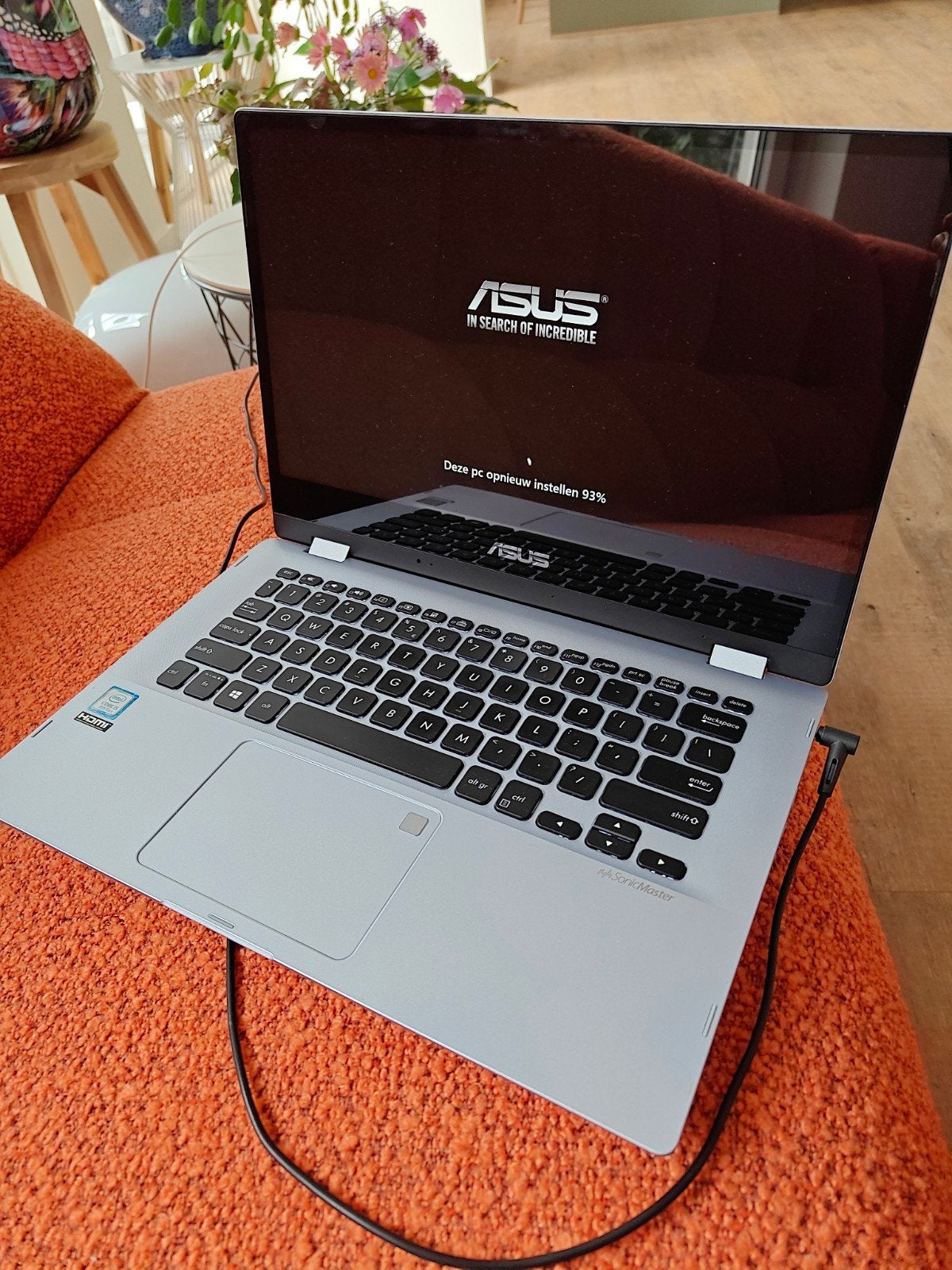 ASUS VivoBook Flip TP412FA - 14 inch Touchscreen Laptop, Computers en Software, Qwerty, 8 GB, ASUS, Ophalen of Verzenden