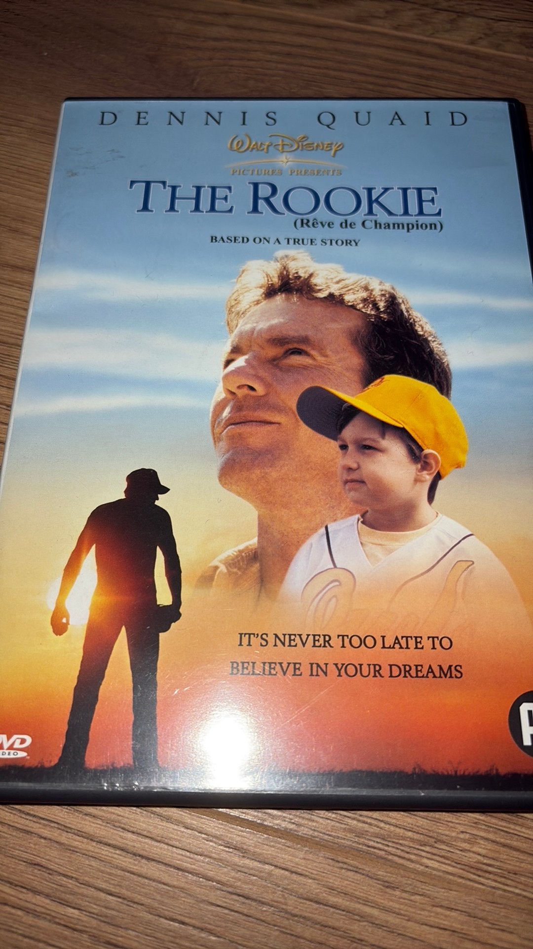 The Rookie van Walt Disney met Dennis Quaid., Alle leeftijden, Ophalen of Verzenden, Zo goed als nieuw, Actiekomedie