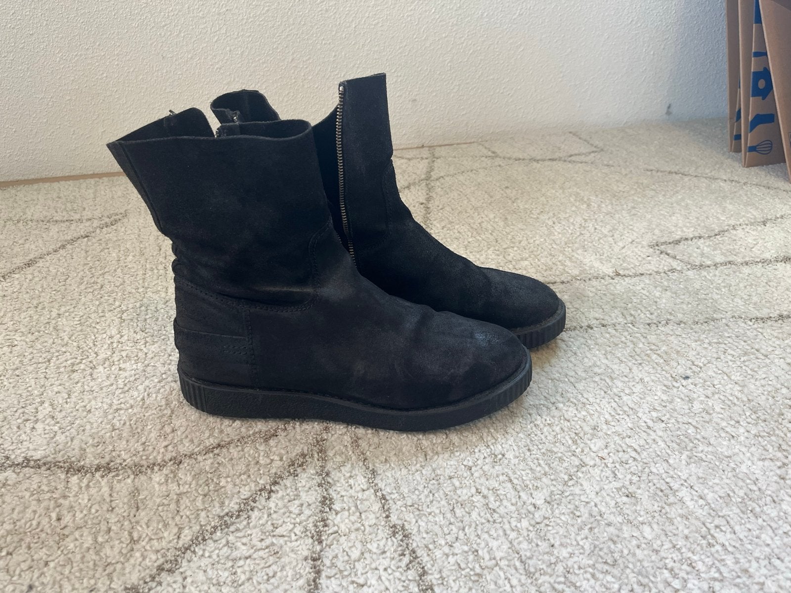Shabbies zwarte suède laarzen, maat 42 - Zeer goede staat, Kleding | Dames, Schoenen, Ophalen of Verzenden, Zo goed als nieuw