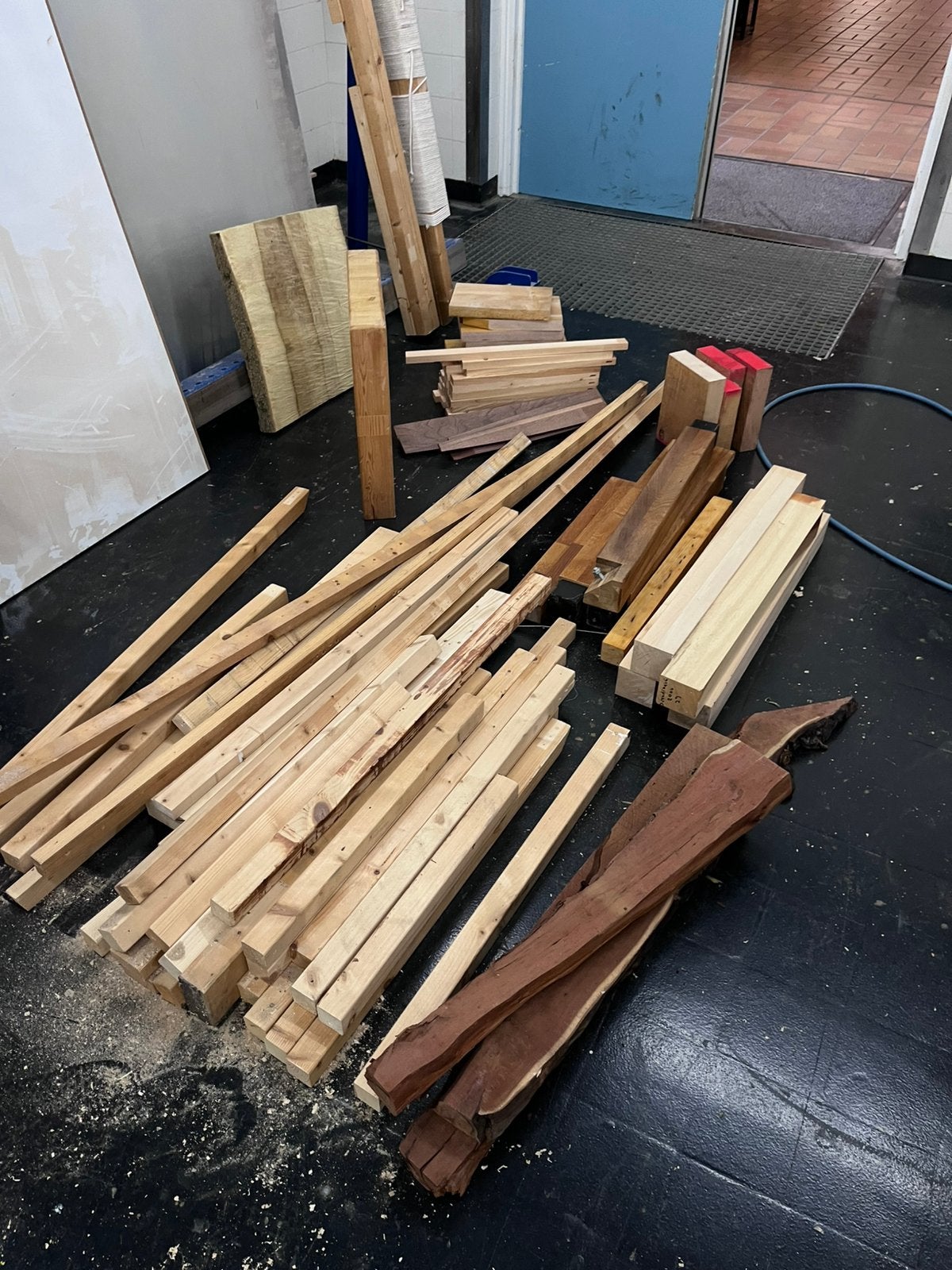 Hout eiken beuken beslag VAN ALLES EN NOG WAT, Doe-het-zelf en Verbouw, Ophalen, Minder dan 25 mm, Zo goed als nieuw, Plank