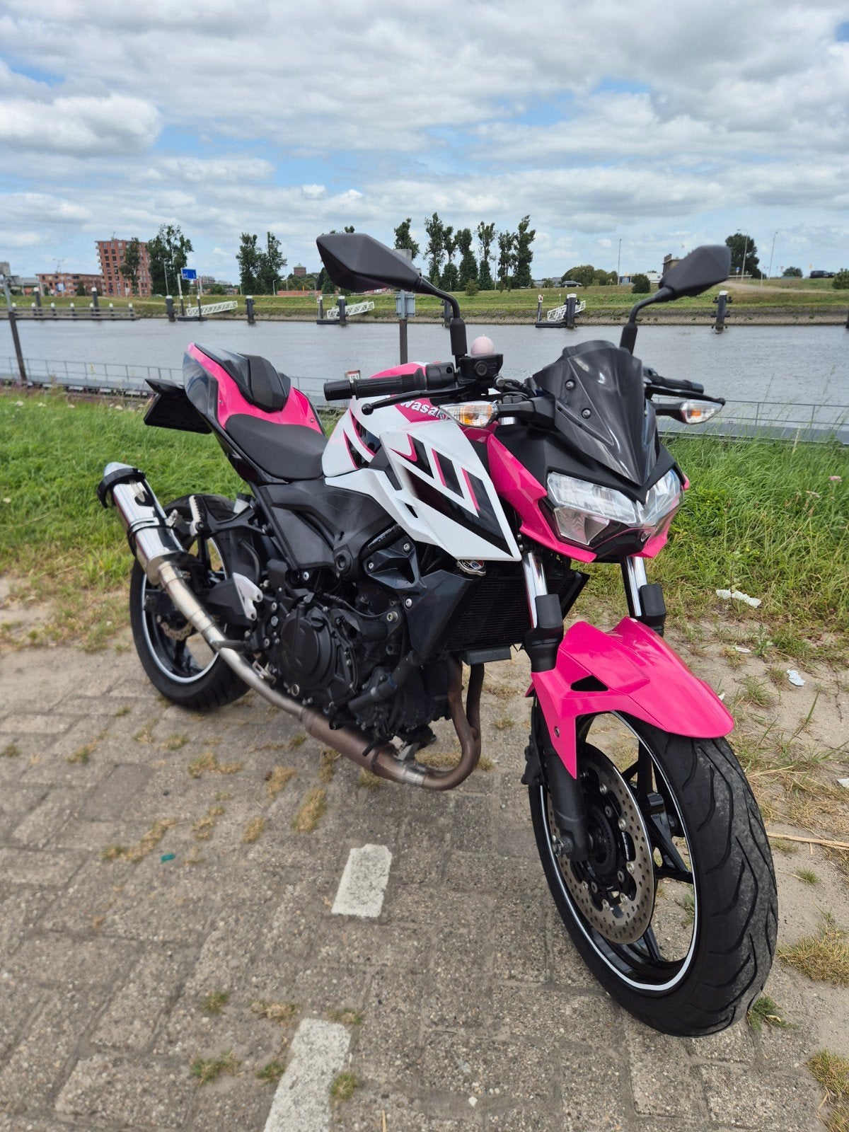 Roze / witte Kawasaki Z400 2019, Motoren, Ophalen, Gebruikt