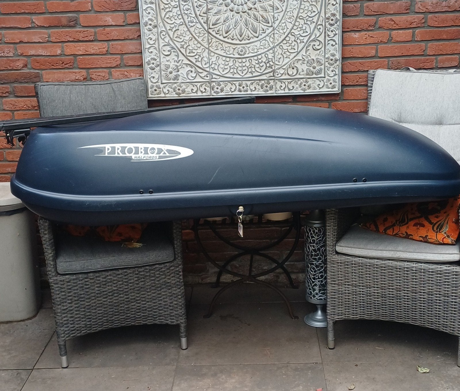 Halfords Probox 455 dakkoffer met beugels, Auto diversen, Ophalen