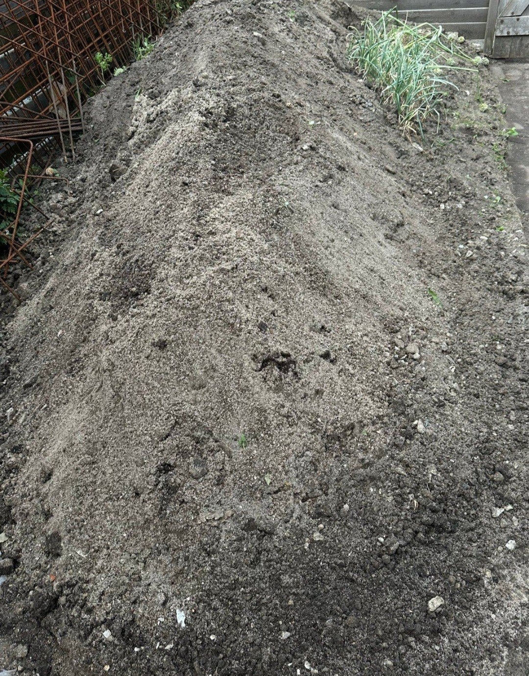 GRATIS zwarte aarde / grond / tuinaarde, Ophalen of Verzenden, Gebruikt, Overige typen