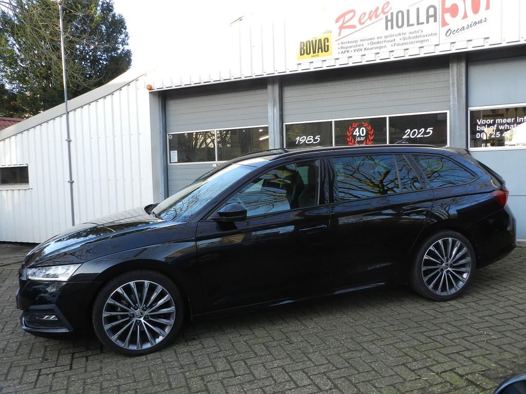 Skoda Octavia Combi 1.5 e-TSI 150PK Sport Business DSG Autom, Auto's, Skoda, 4 cilinders, Met garantie (alle), 1283 kg, Zwart