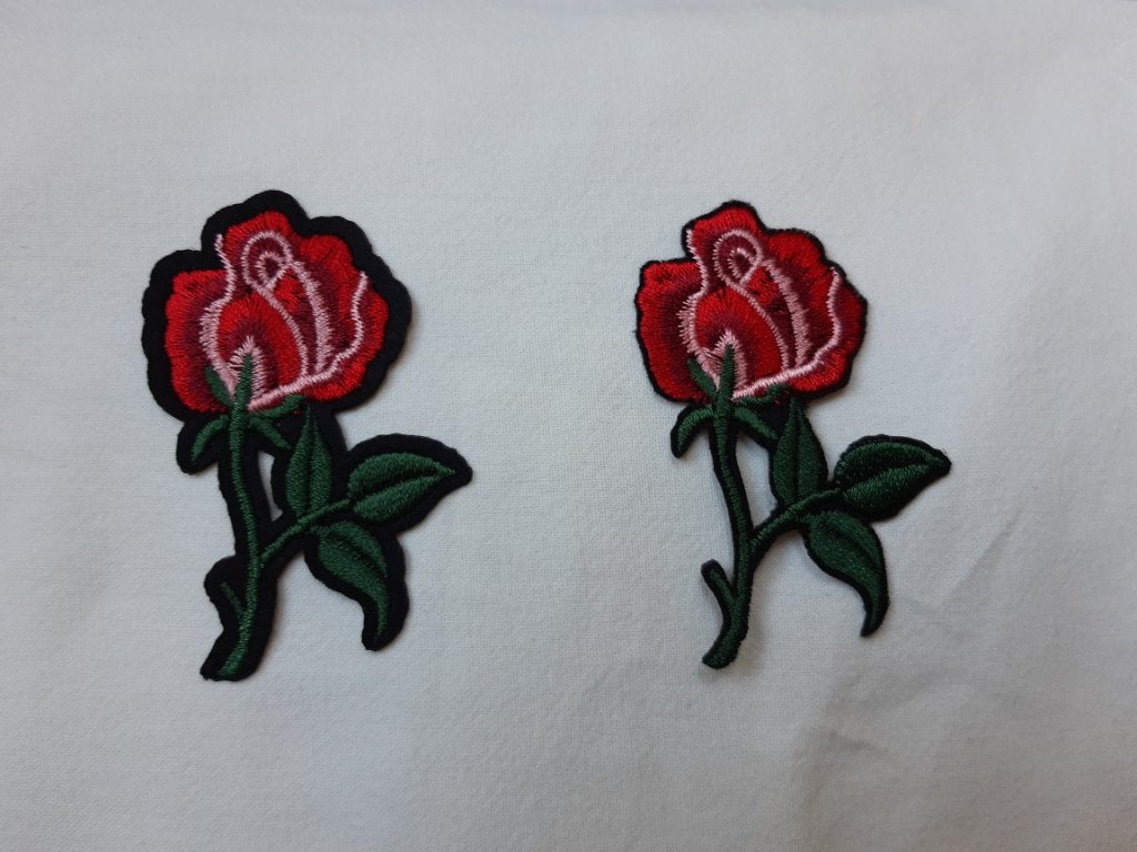 Rode roos, roosje - patch strijk applicatie, Ophalen of Verzenden, Nieuw, Machineborduren, Overige typen