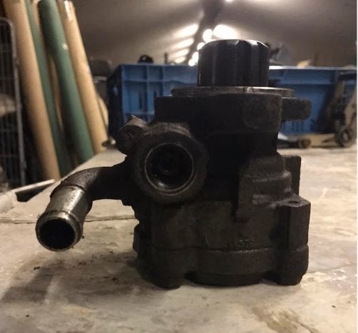Toyota Landcruiser 120 oliepomp, Stuurbekrachtiging, Ophalen, Gebruikt, Toyota