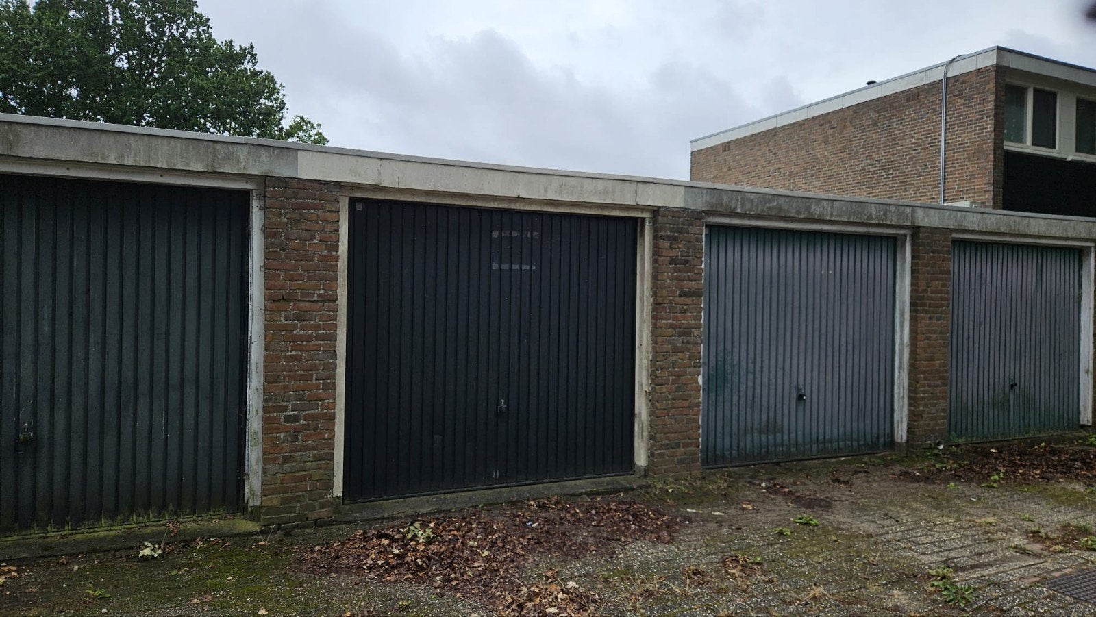 per direct te huur | garagebox Emmen | opslag | storage