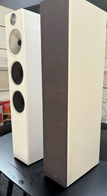 B&W 603s2 speakers B&W wit ( paar), Audio, Tv en Foto, Luidsprekers, Ophalen, Nieuw, Vloerstaande luidspreker, Bowers & Wilkins (B&W)