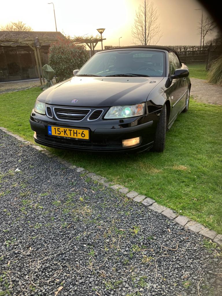 Saab 9-3 2.0 Turbo Aero Cabrio 2004 Zwart, Auto's, Saab, Voorwielaandrijving, 1998 cc, 4 cilinders, Cabriolet