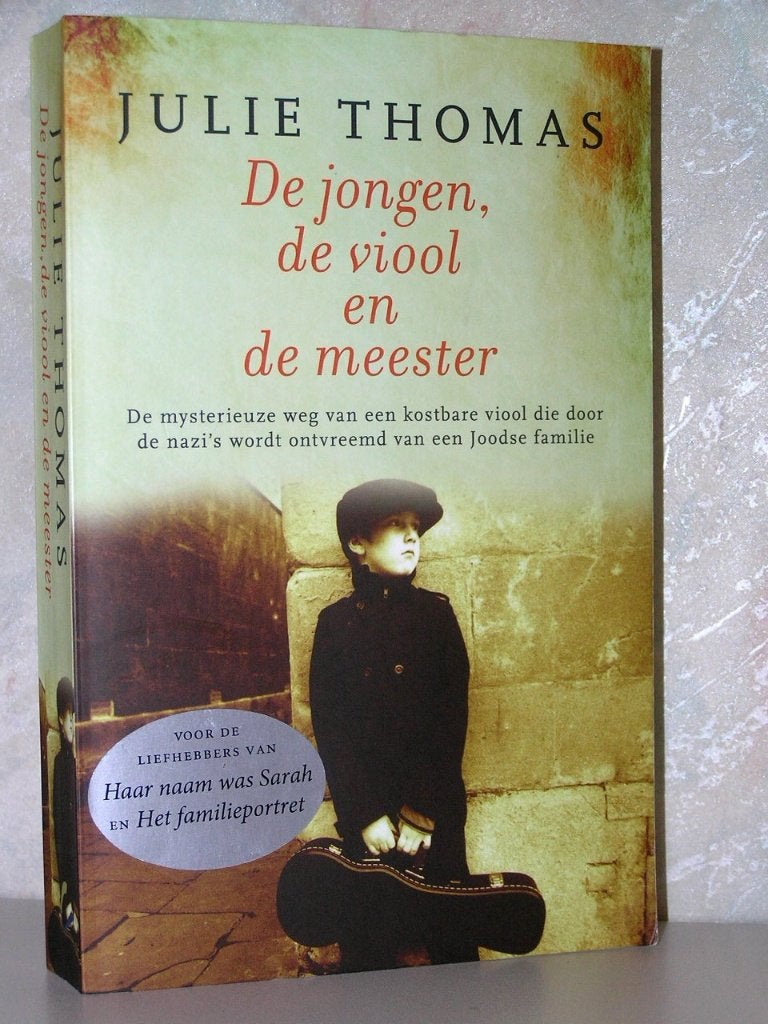 Julie Thomas - De jongen, de viool en de meester, Boeken, Romans, Zo goed als nieuw, Ophalen of Verzenden