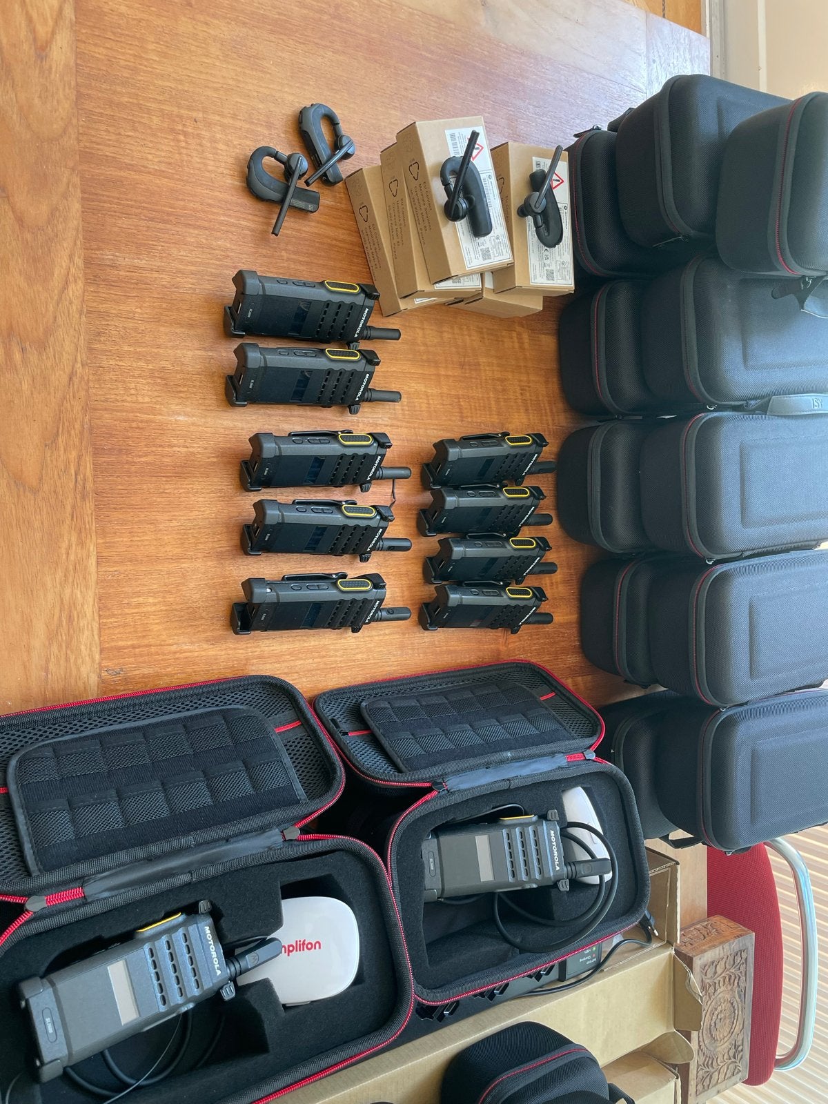 19 xMotorola SL2600 UHF portofoons, oortjes en recherchesets, Telecommunicatie, Portofoons en Walkie-talkies, Ophalen, Gebruikt