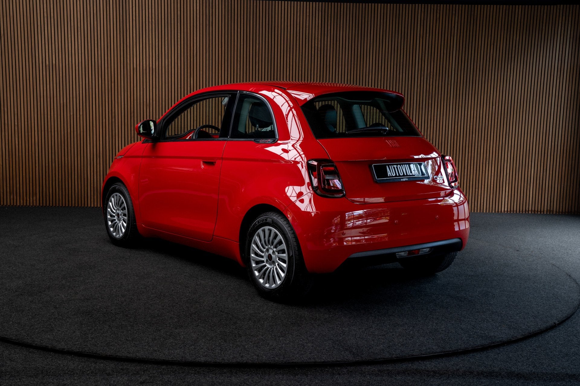 Fiat 500 24 kWh Navi Airco Stoelverwarming Cruise C. 3-Fase, Auto's, Fiat, Dealer onderhouden, Gebruikt, Zwart, 4 stoelen