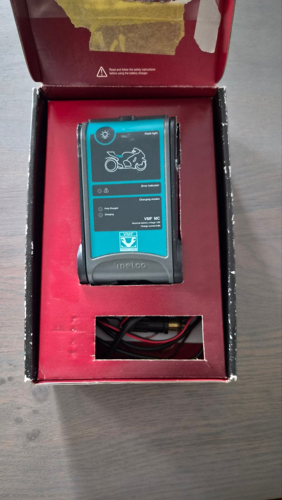 VMF MC Acculader 12V/0.8A voor motorfietsen, Ophalen of Verzenden, Zo goed als nieuw
