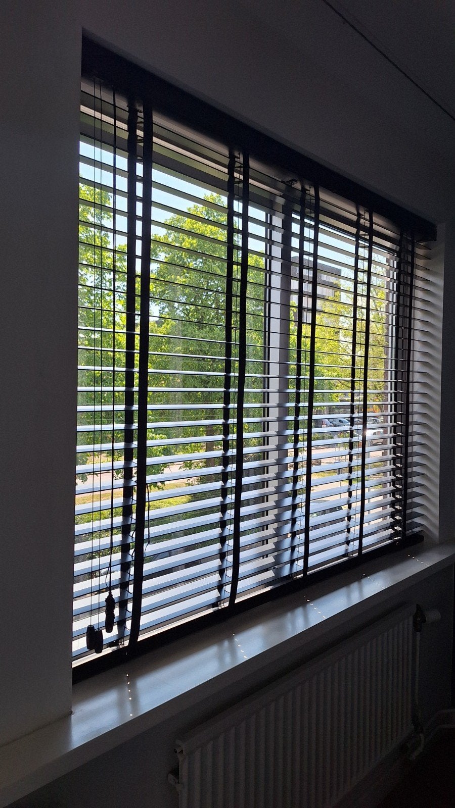Houten jaloezieën mat zwart 2x 175x134, Ophalen, Jaloezie, Gebruikt, Zwart