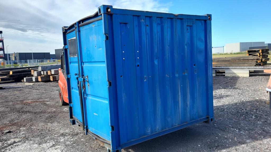 10 ft container, Ophalen
