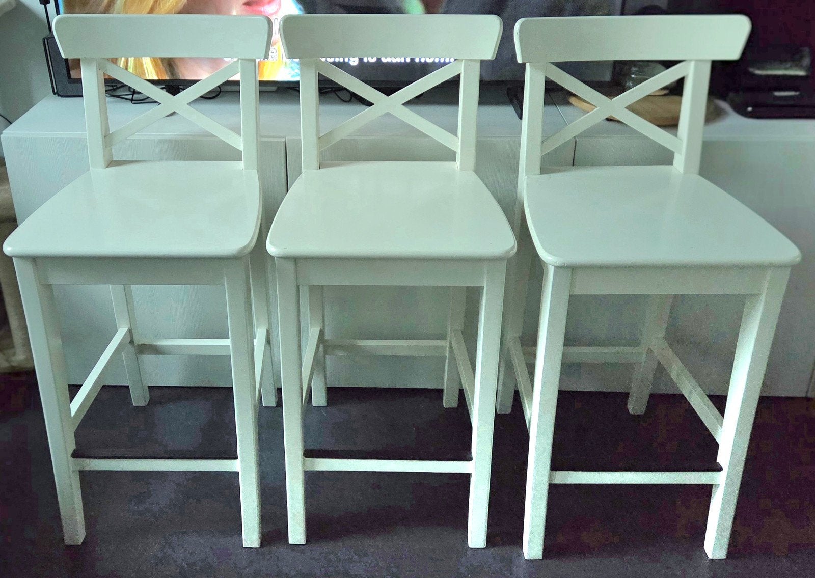 Set van 3 witte IKEA barkrukken - ROSENTORP, Huis en Inrichting, Ophalen, Gebruikt, Met voetsteun, 60 tot 90 cm