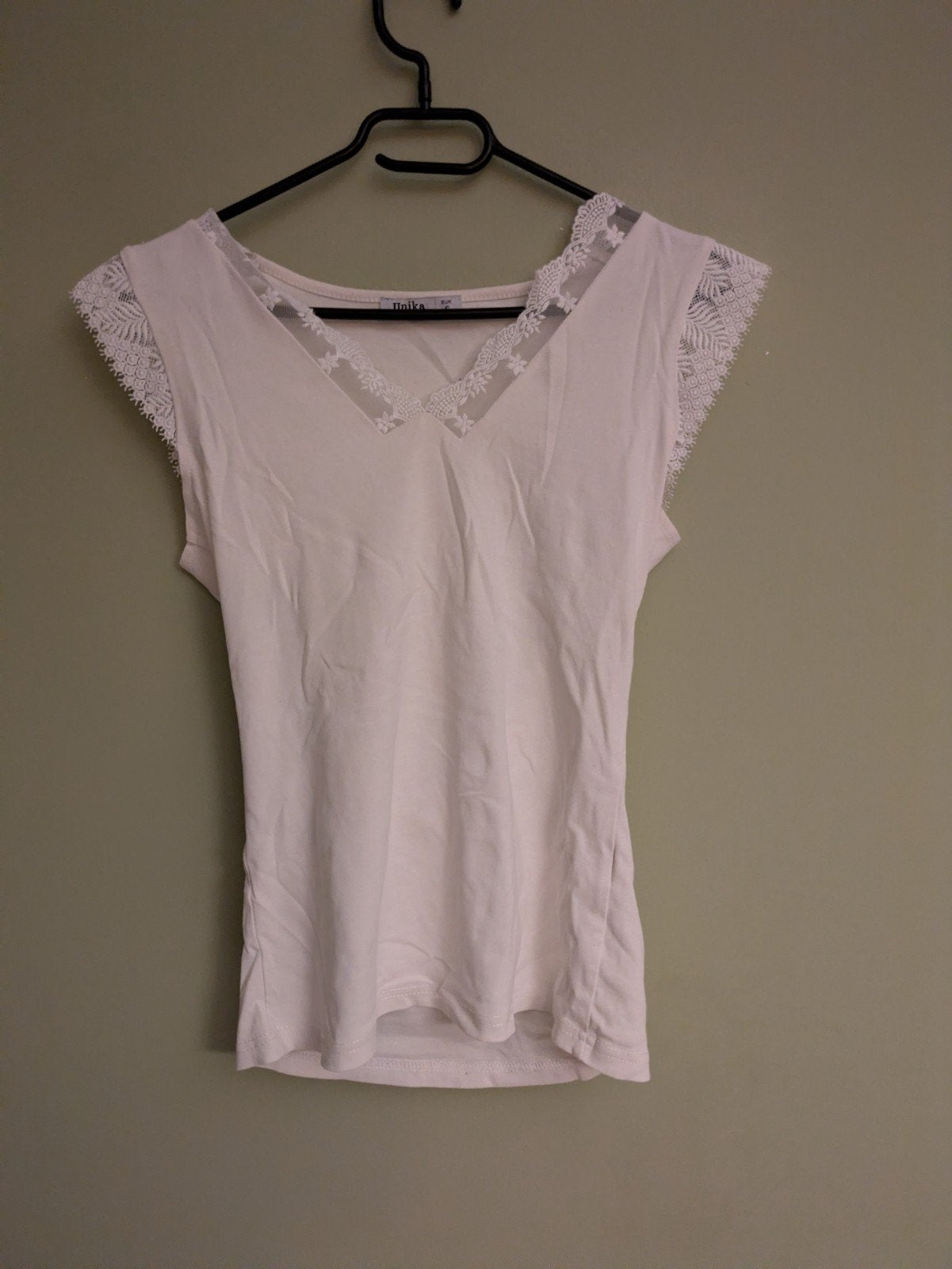 Unika top maat S met kanten details (1), Kleding | Dames, Tops, Unika, Wit, Ophalen of Verzenden, Zo goed als nieuw