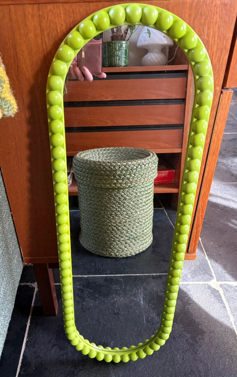 Super toffe retro spiegel! 75 cm x 25 cm 💚, Ophalen, Minder dan 50 cm, Zo goed als nieuw, Minder dan 100 cm