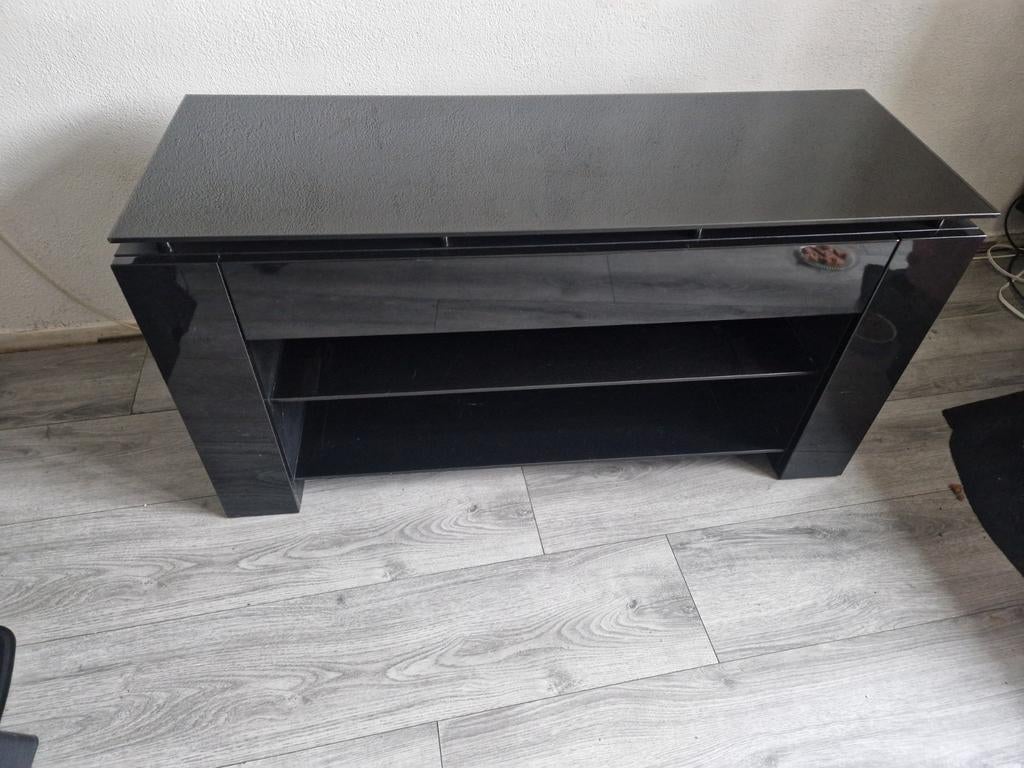 Tv meubel.is gereserveerd, 100 tot 150 cm, Ophalen of Verzenden, Zo goed als nieuw, Minder dan 100 cm