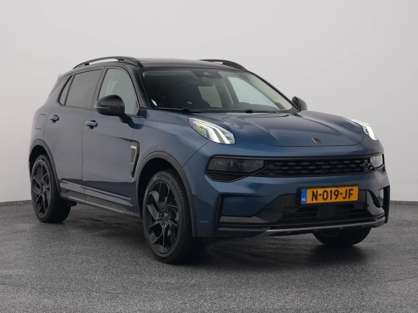 Lynk & Co 01 € 22.900,00, Automaat, Stof, Euro 6, Blauw