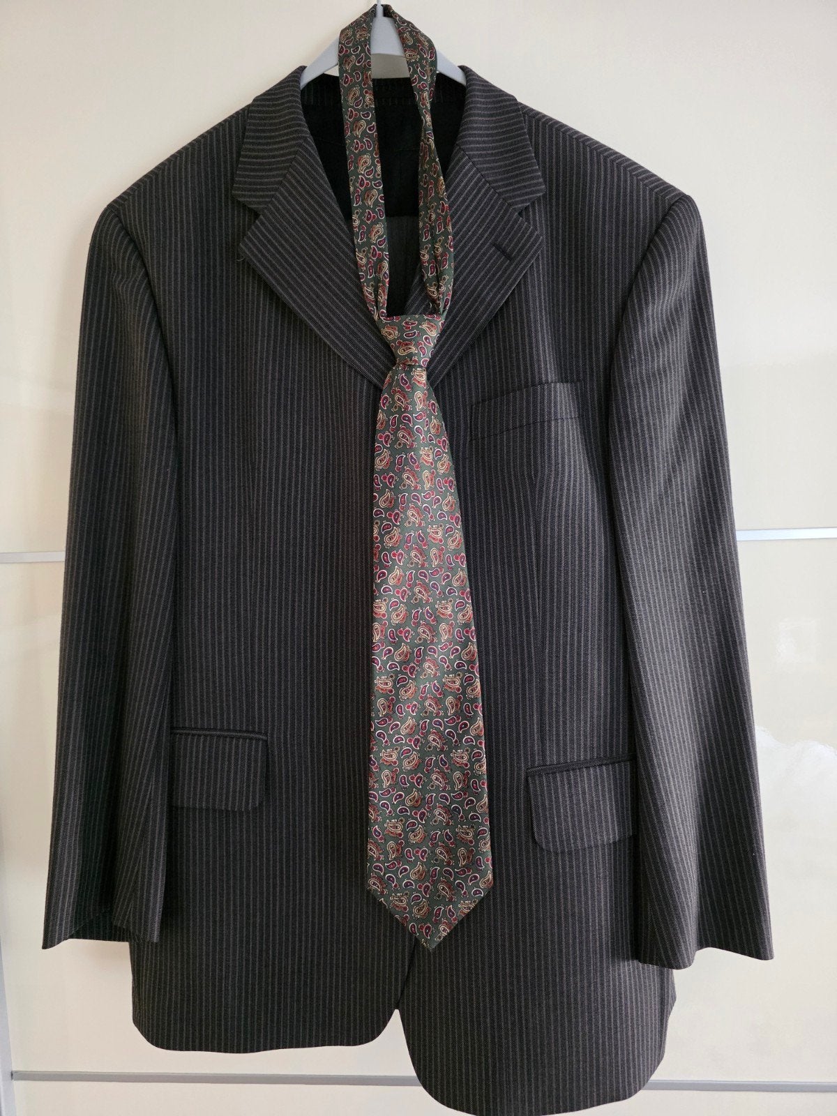 Vintage Kostuum Jacquet + Gilet + Broek + Stropdas Maat 52, Ophalen of Verzenden, Zo goed als nieuw, Maat 52/54 (L), Grijs