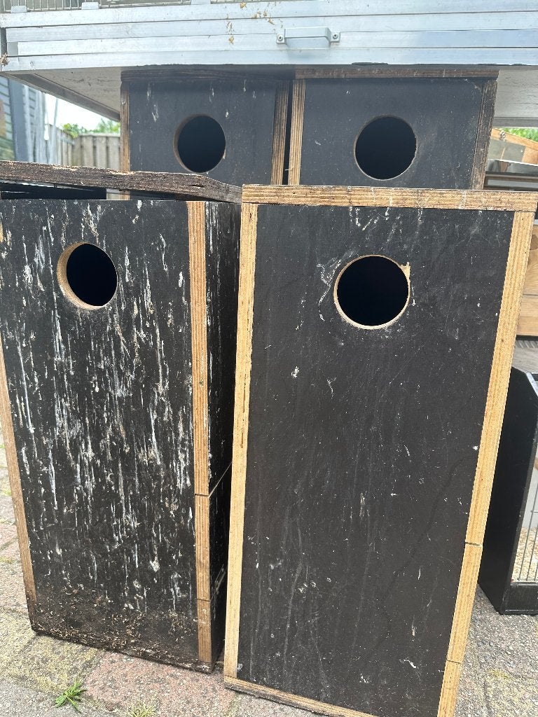 Grote broedblokken, Ophalen, Zo goed als nieuw, Hout, Broedkooi of Kweekkooi