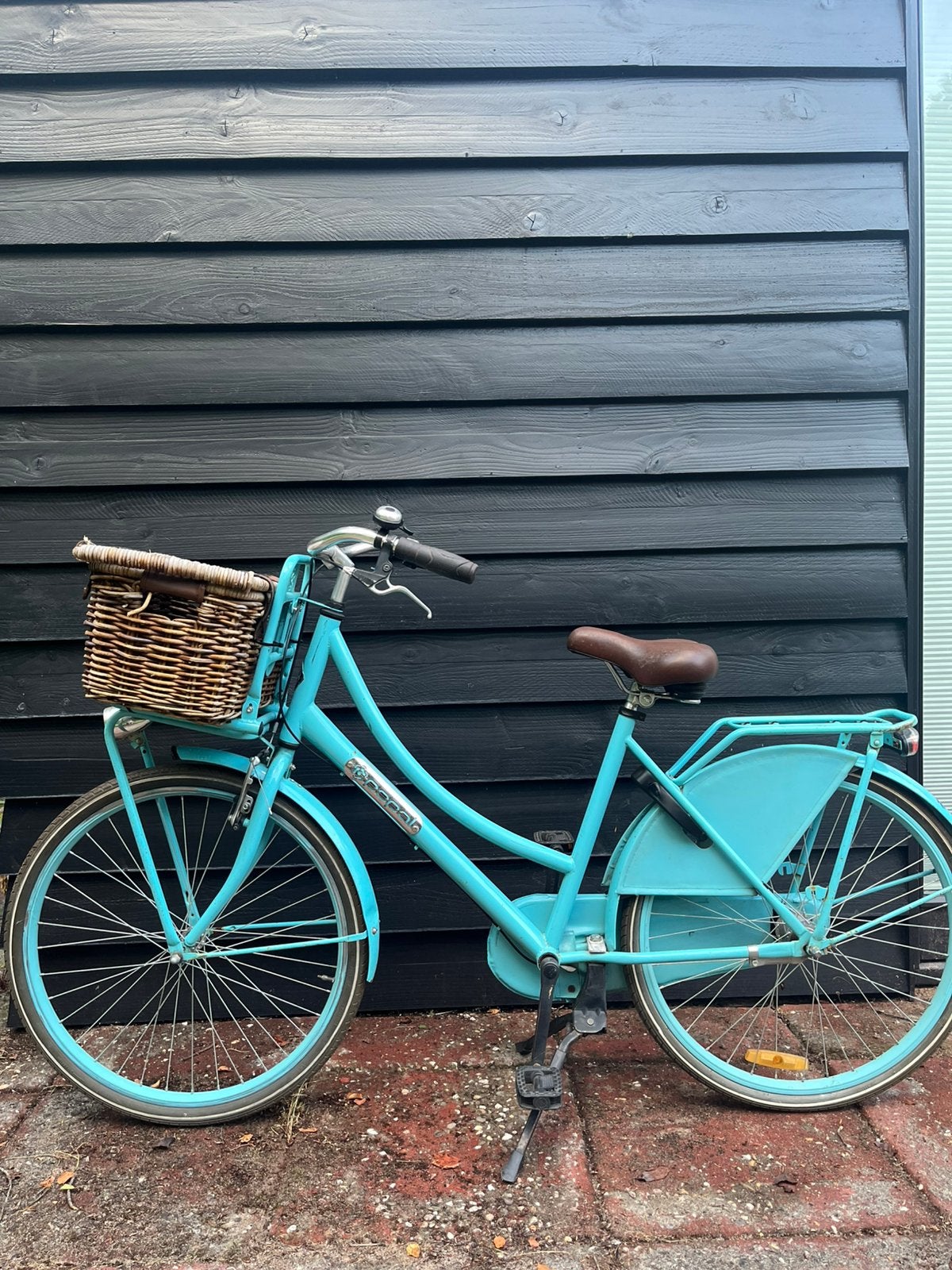 Lichtblauwe Popal fiets met Rieten Mand, Fietsen en Brommers, Fietsen | Meisjes, Ophalen, Zo goed als nieuw, 26 inch of meer
