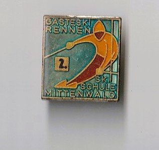 grote volmetaal broche speld Skischule Mittenwald, Ophalen of Verzenden, Overige onderwerpen, Speldje of Pin