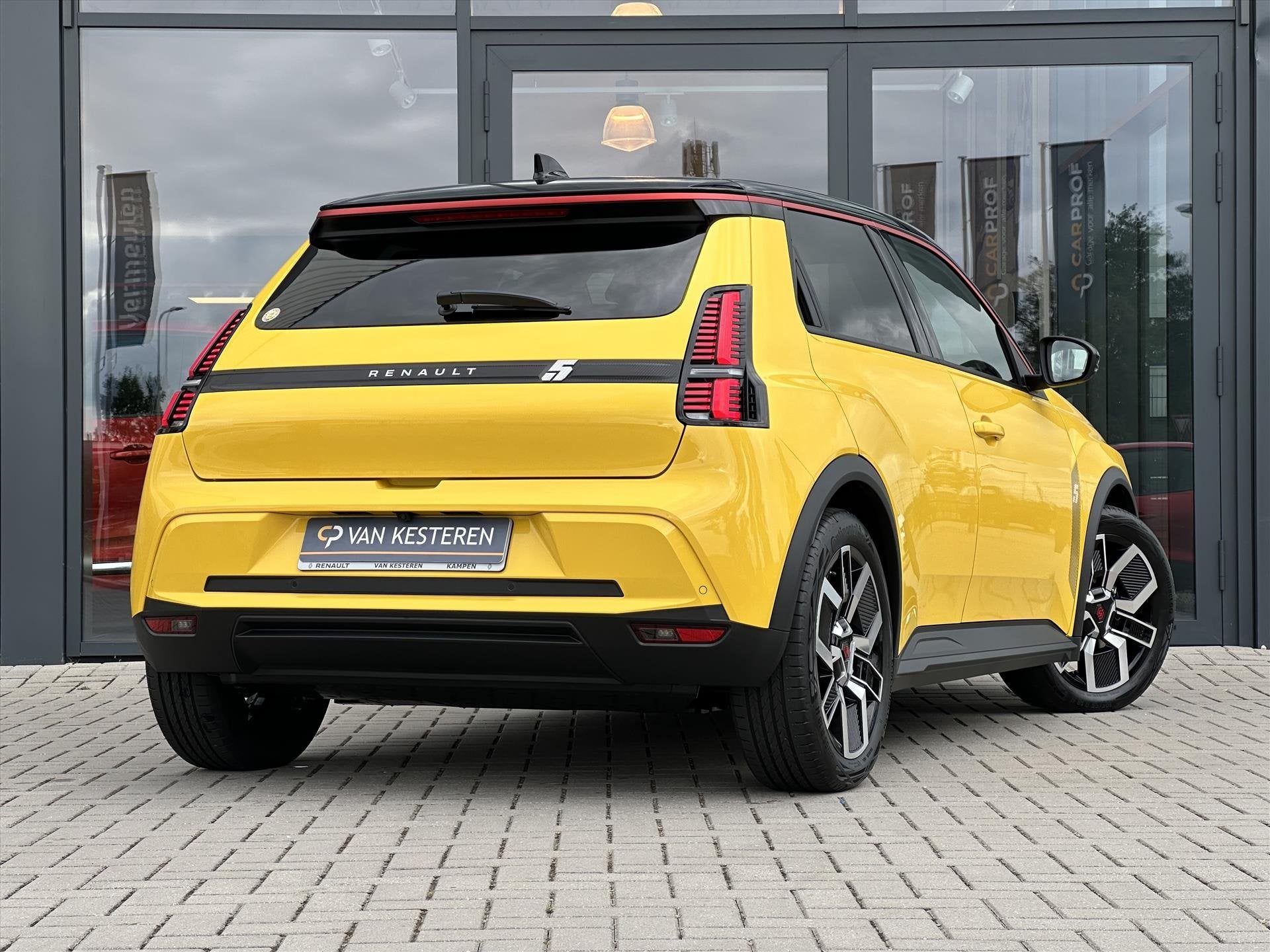 RENAULT 5 52kWh 150pk comfort range Techno | V2G | Pack Wint, Stof, Gebruikt, Zwart, 31 min