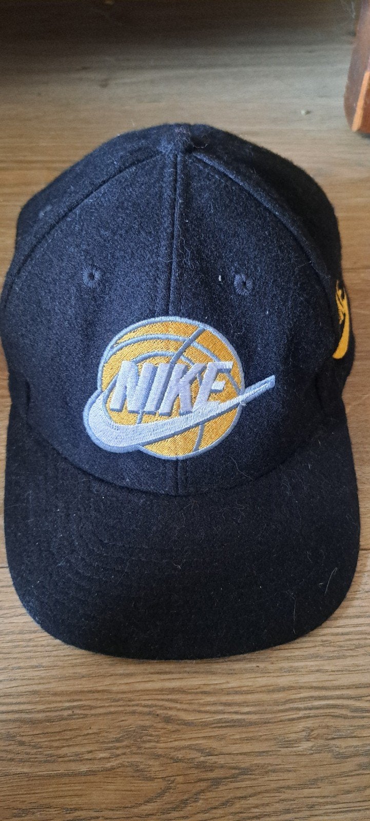 Vintage Nike Pet - Zwart met Basketbal Logo, Kleding | Heren, Hoeden en Petten, Nike, Pet, Gedragen, One size fits all