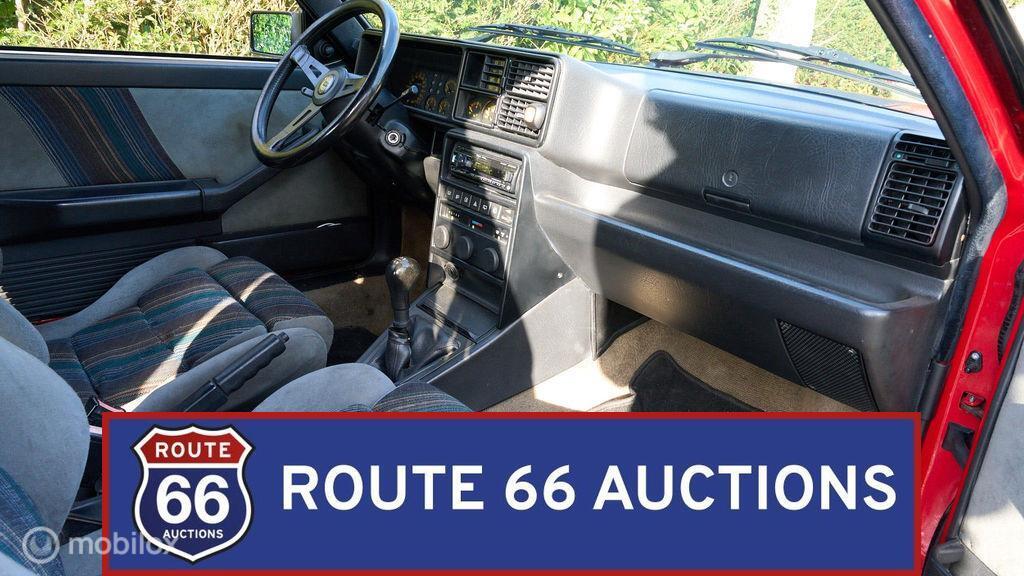 Lancia Delta HF Integrale 16V | 1990 | Route 66 Auctions, Auto's, Oldtimers, Overige carrosserieën, Zwart, Bedrijf, Handgeschakeld