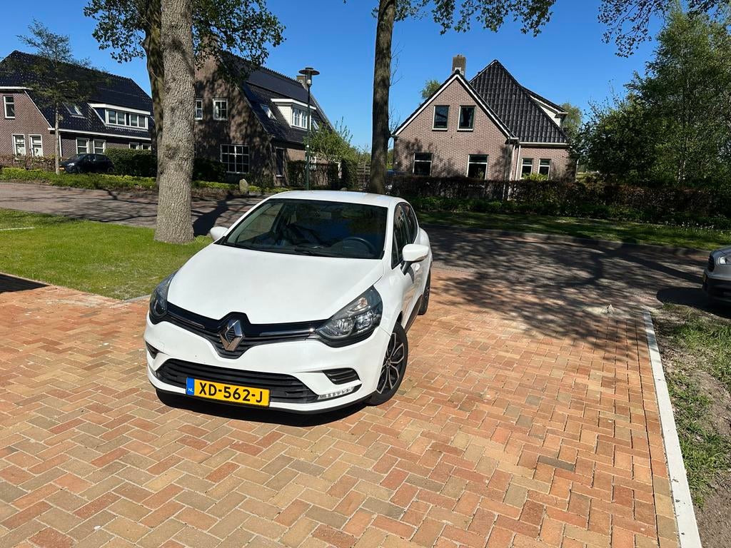 Renault Clio Energy TCe 90pk Eco2 S&S 2018 Wit, Voorwielaandrijving, 898 cc, Navigatiesysteem, 1057 kg