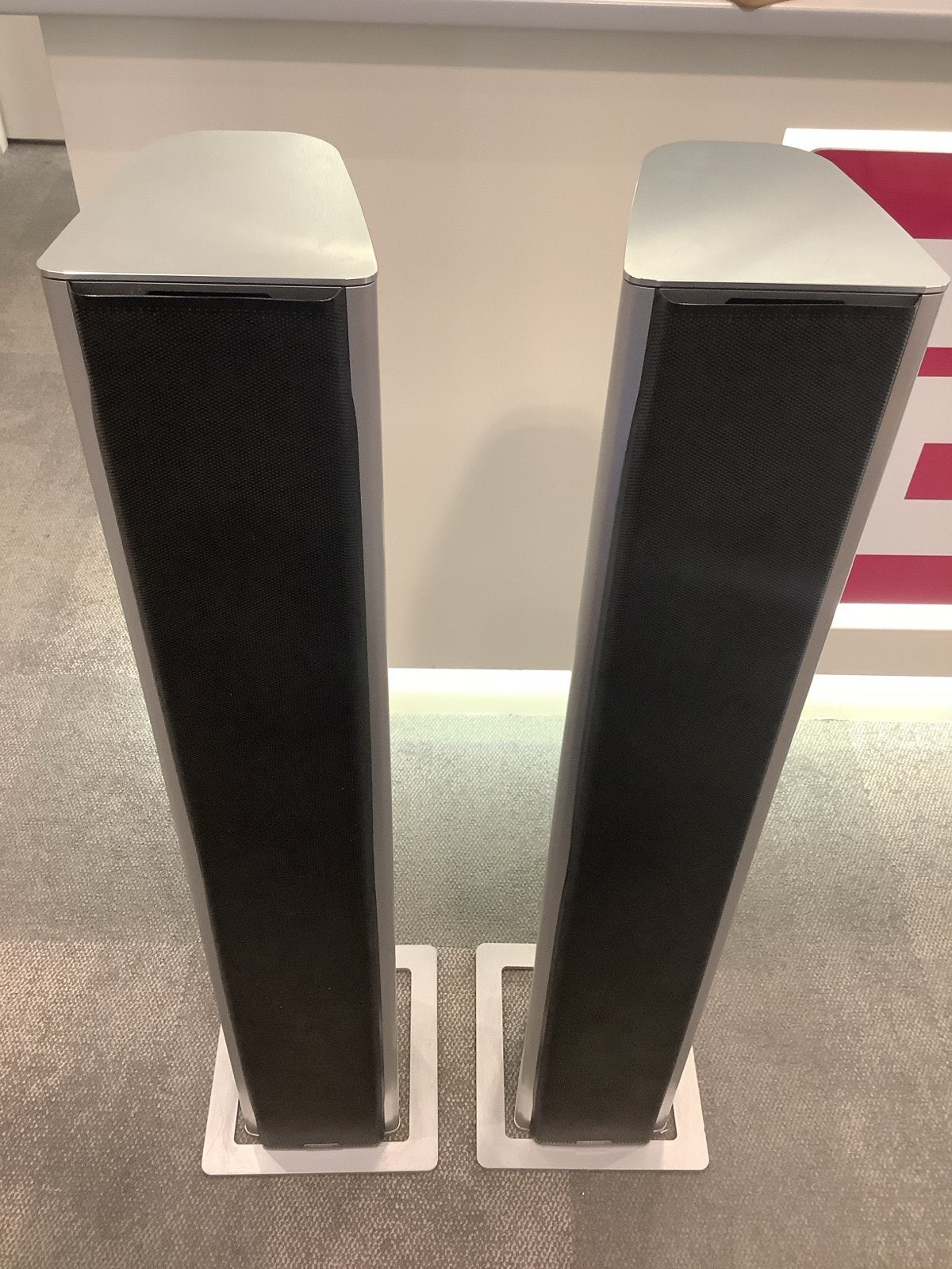 Piega TP5 luidspreker - defect voor hobby project., Audio, Tv en Foto, Luidsprekers, Niet werkend, Front, Rear of Stereo speakers