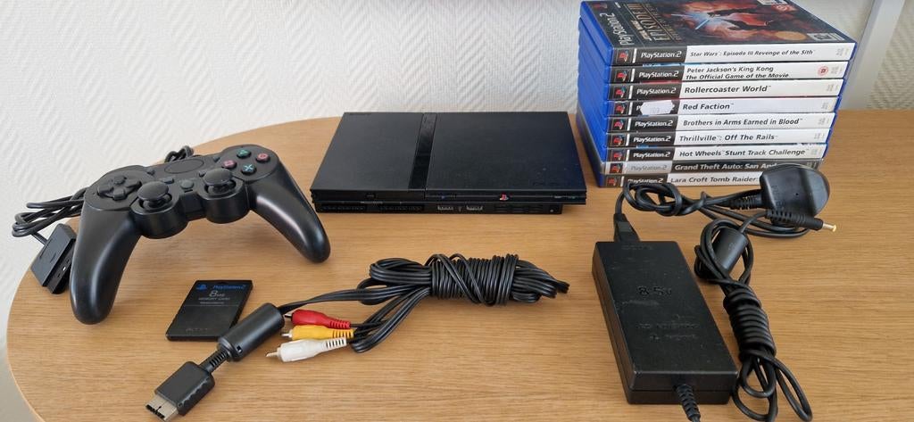 Complete PlayStation 2 Slim Bundel + 9 Games & Memory Card, Spelcomputers en Games, Spelcomputers | Sony PlayStation 2, Gebruikt
