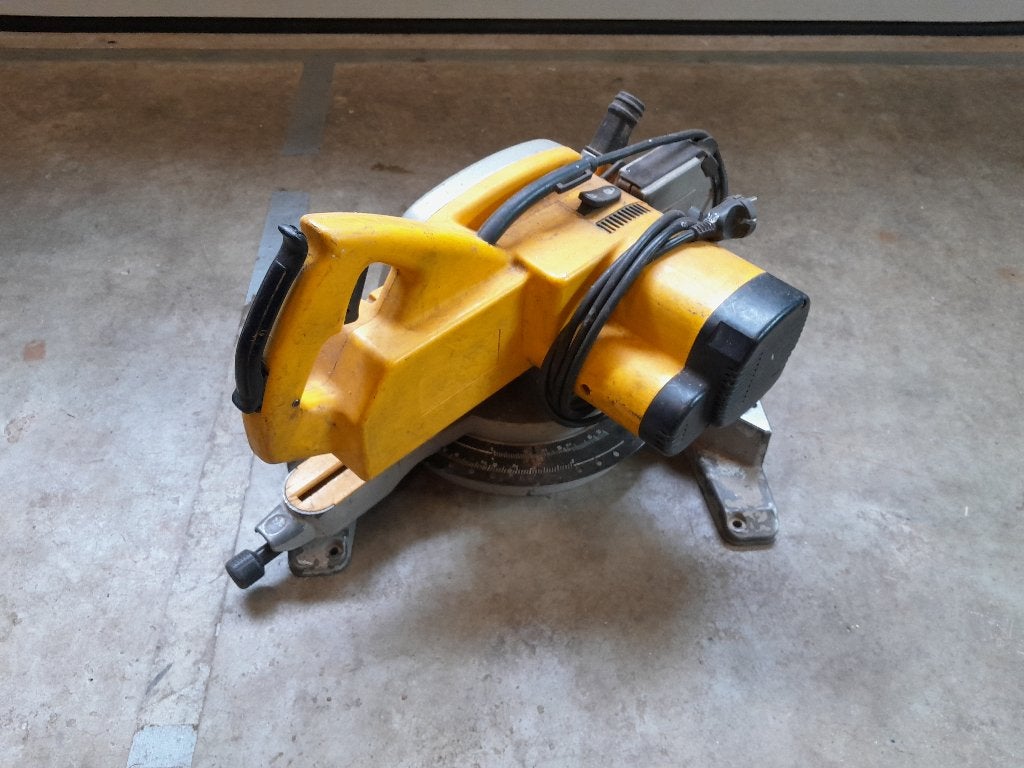 De Walt afkortzaag (onderdelen), Ophalen, Gebruikt, DeWalt, Afkortzaag