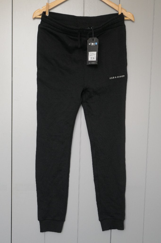 NIEUW Joggingbroek zwart | 152-158 | Lyle & Scott, Broek, Nieuw, Lyle & Scott, Ophalen of Verzenden