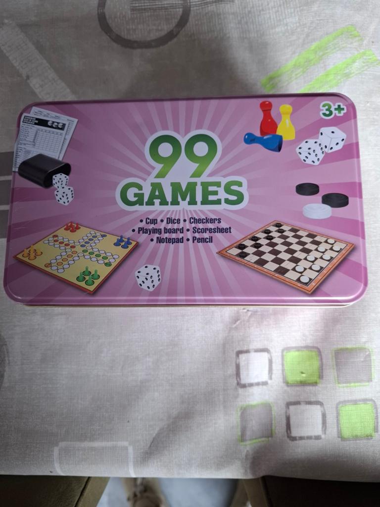 99 Spellen in één doos - Reisspel voor urenlang plezier, Hobby en Vrije tijd, Gezelschapsspellen | Bordspellen, Vijf spelers of meer