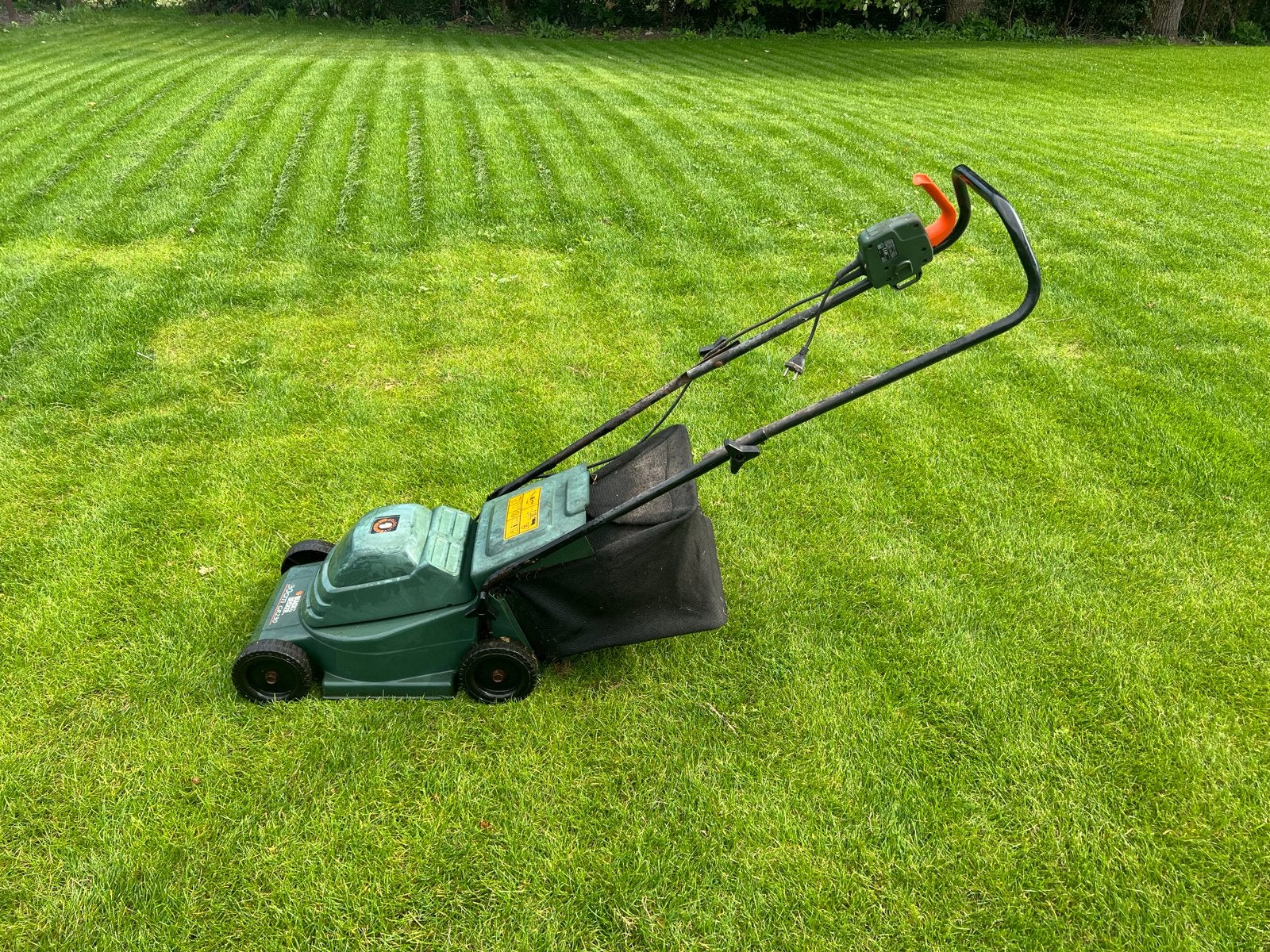 Black&Decker GR230 Elektrische Grasmaaier, Ophalen, Cirkelmaaier, Gebruikt, Elektrische grasmaaier