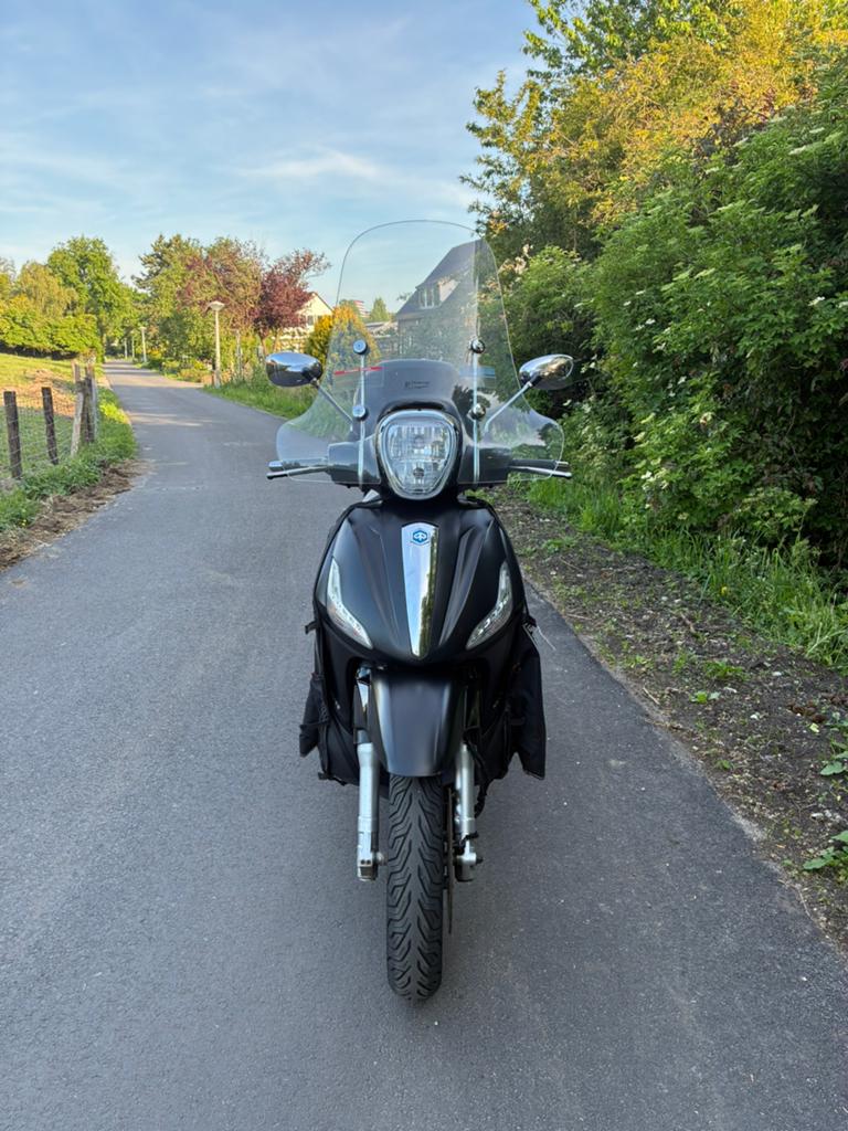 Piaggio Beverly 350 Police|2020|ABS&ASR|FULL OPTION, Ophalen, Overige modellen, Zo goed als nieuw, Benzine
