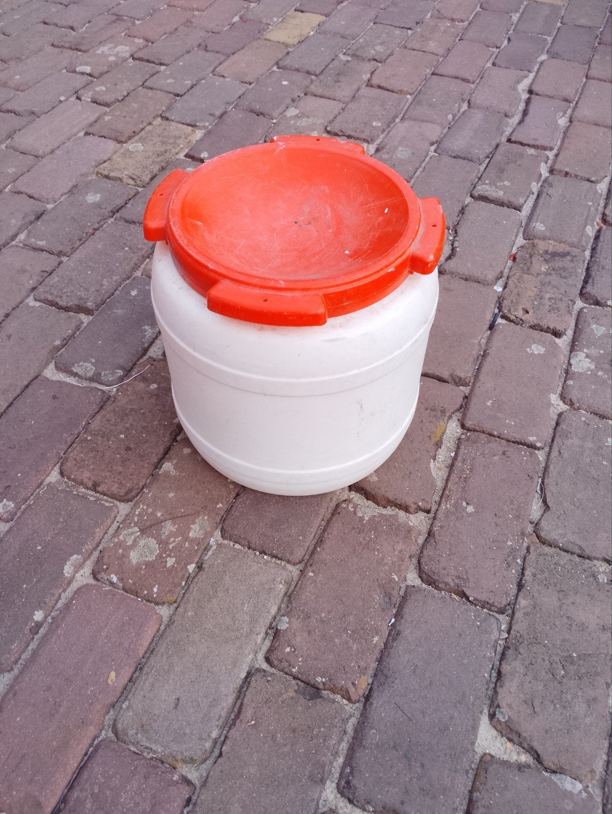 waterdichte ton met Oranje Deksel, Watersport en Boten, Ophalen of Verzenden, Gebruikt
