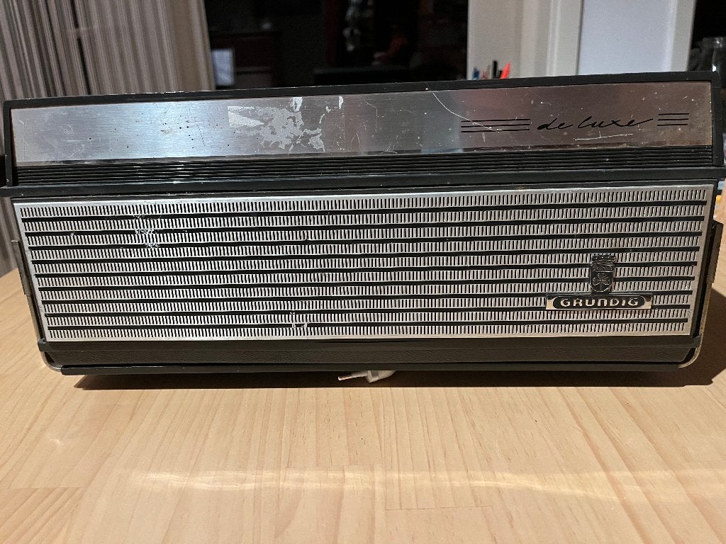 Grundig TK 140 de luxe, Ophalen, Bandrecorder, Met stofkap