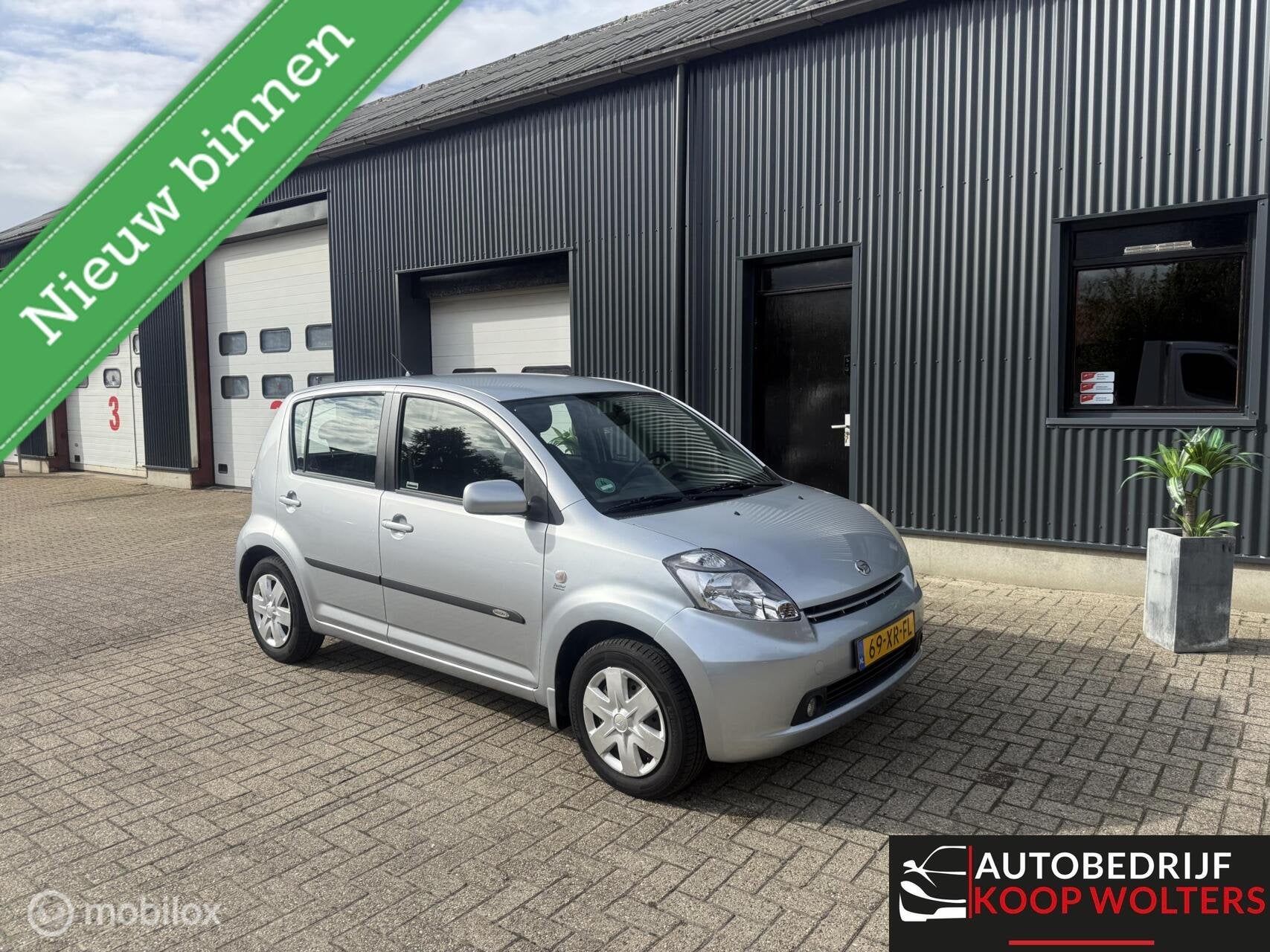 Daihatsu Sirion 2 1.0-12V Premium, Auto's, Voorwielaandrijving, Gebruikt, 750 kg, Elektrische ramen